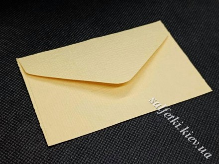 Міні-конверт 10,5 х 7 см фактурний кремовий