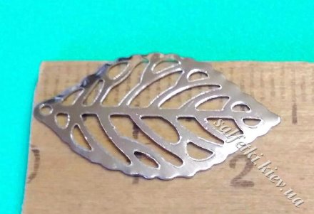 Small metal leaf (5 pcs) with veins 24 x 14 mm silver (filigree)