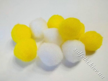 Помпоны 20 мм микс бело-желтые 10 шт