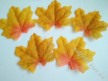 Листья клена желто-оранжевые 5 шт