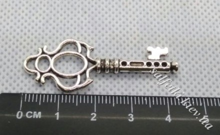 Ключ старовинний №15 срібло