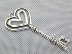 Ключ старовинний №17 (сердечко) срібло
