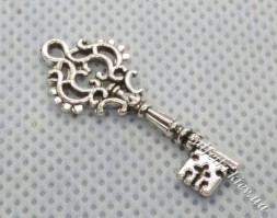 Ключ старовинний №18 срібло