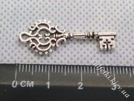 Ключ старовинний №18 срібло
