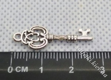 Ключ старовинний №28 срібло